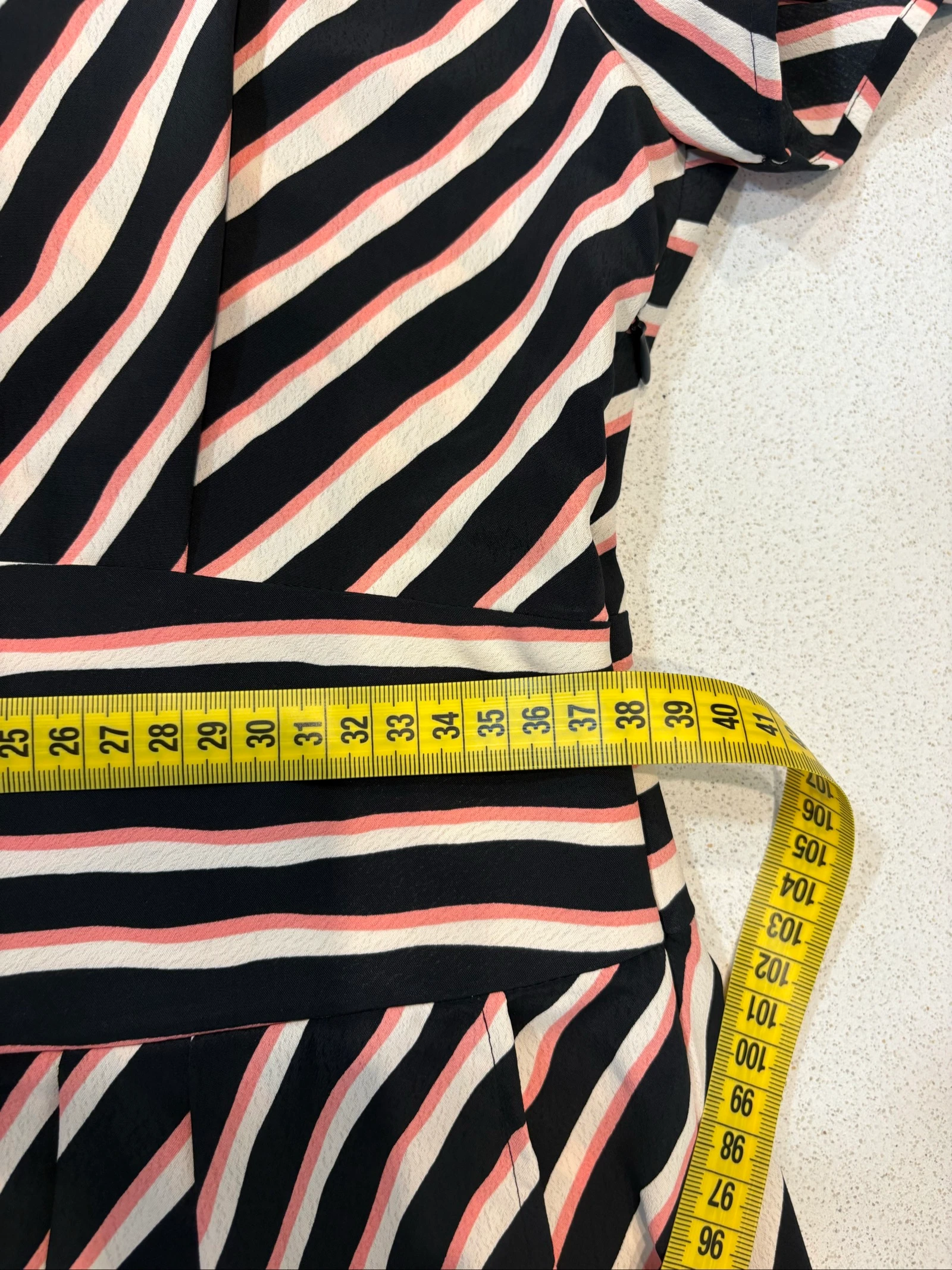 Robe Mango Suit rayée noire rose écrue – M – photo 10